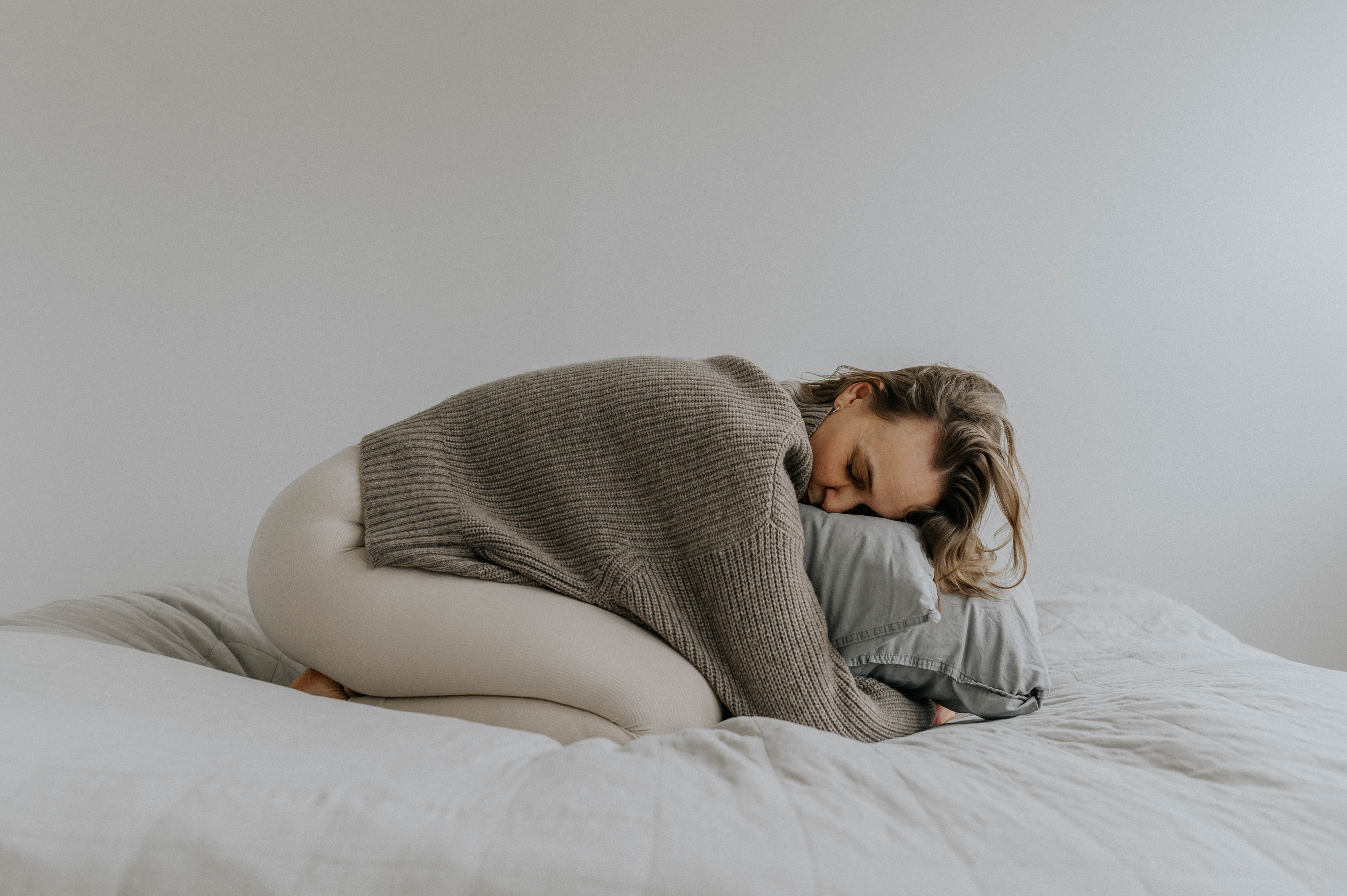 Online Info Møde // Restorativ Yoga & Hvileterapi Uddannelsen // onsdag 24.juni kl.19.30-20.00
